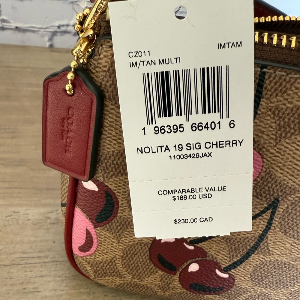 NWT Coach Nolita 19 Cherry Print Tan/Gold Graduation Gift Set+One Chain Extender - Picture 9 of 15